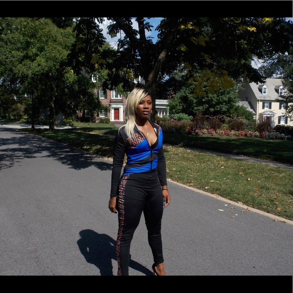 Standing ovation one piece